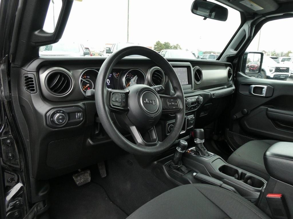 2023 Jeep Gladiator Sport