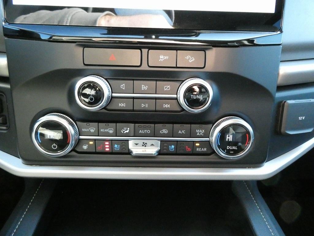 2022 Ford Expedition Max XLT