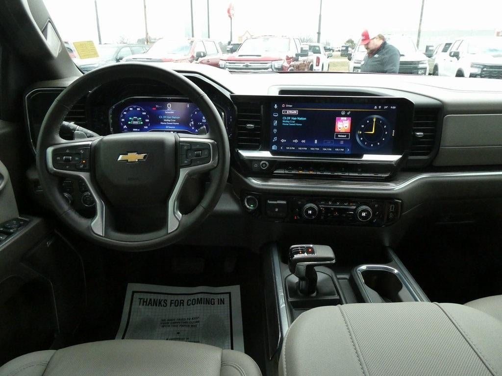 2025 Chevrolet Silverado 1500 LTZ