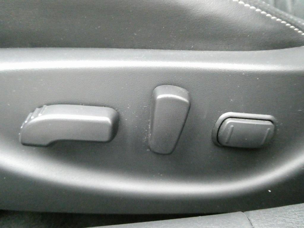 2023 Nissan Maxima Platinum