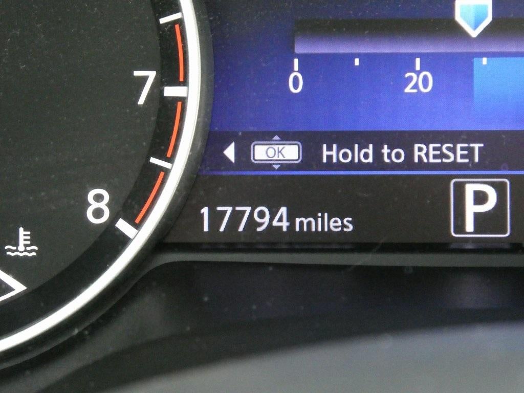 2023 Nissan Maxima Platinum