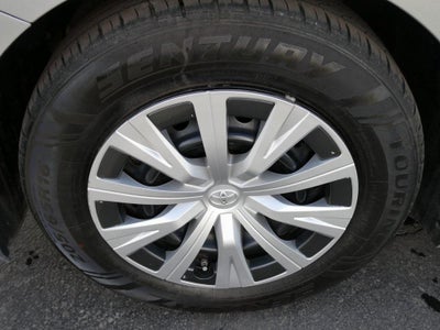 2018 Toyota Camry Hybrid LE