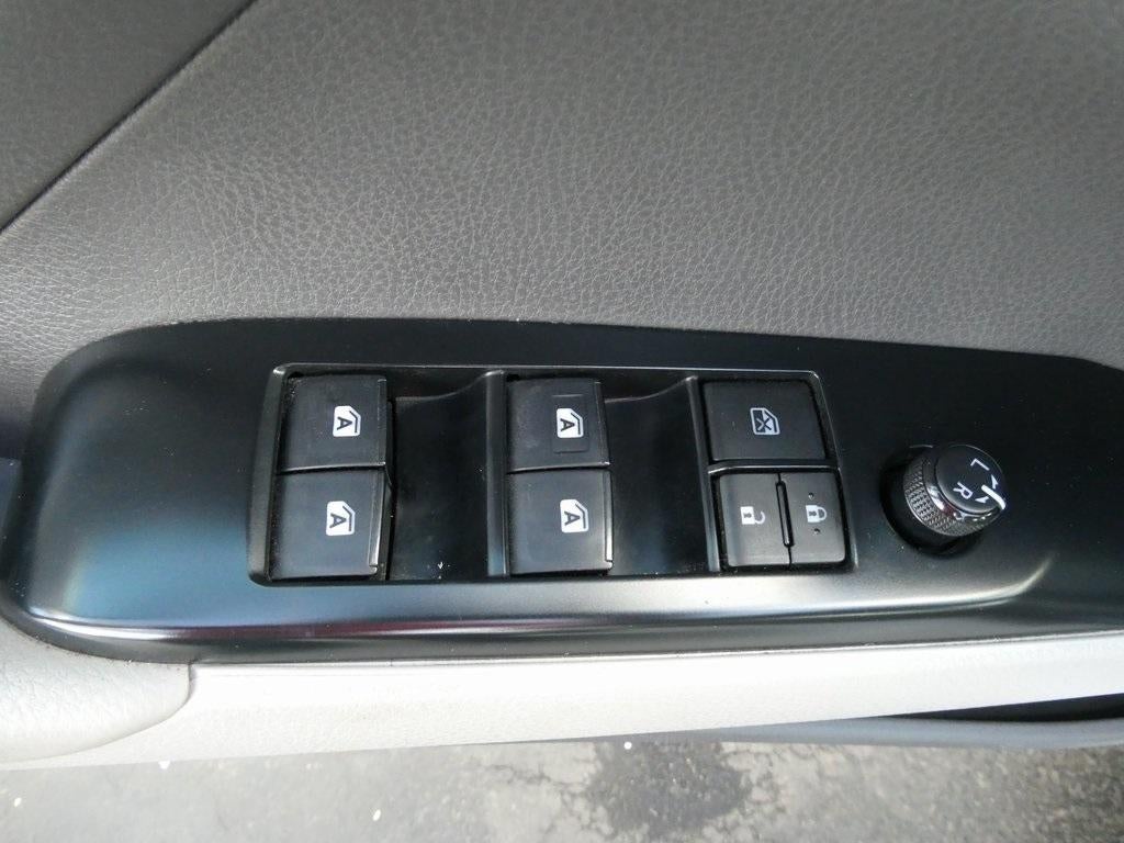 2018 Toyota Camry Hybrid LE