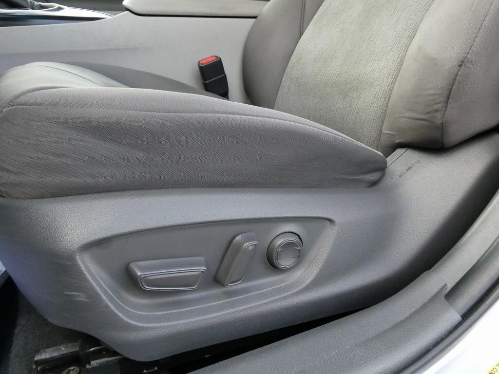 2018 Toyota Camry Hybrid LE