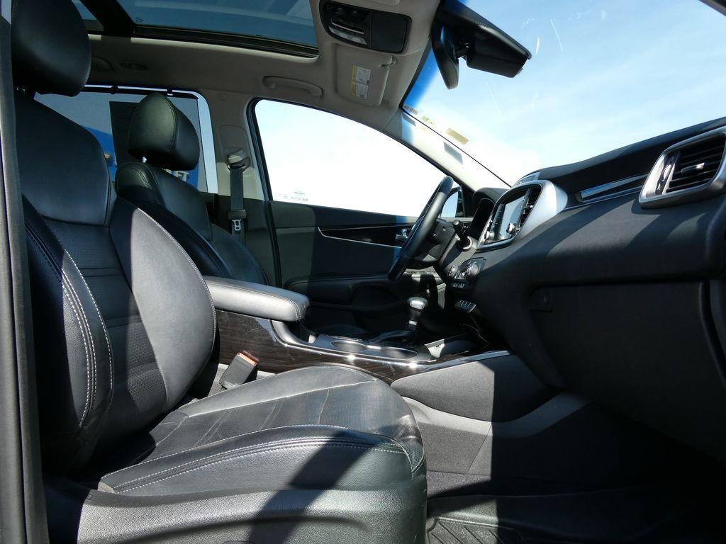 2019 Kia Sorento EX V6