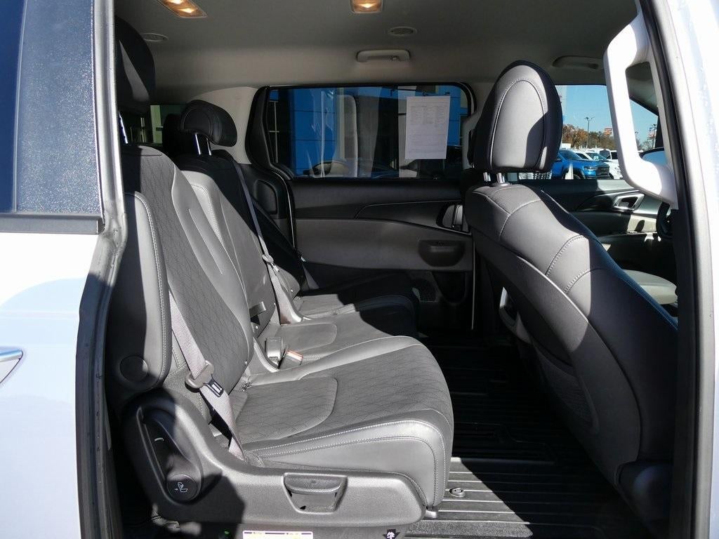 2025 Kia Carnival LXS