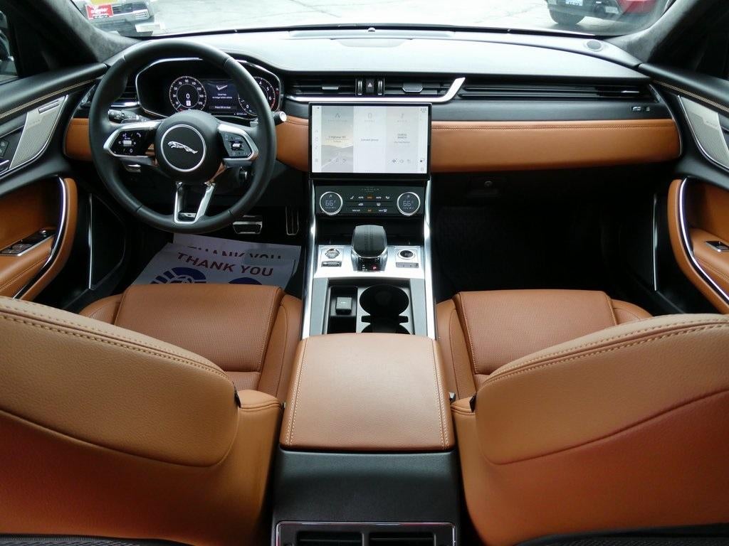 2024 Jaguar XF R-Dynamic SE