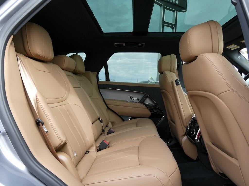 2025 Land Rover Range Rover Sport SE