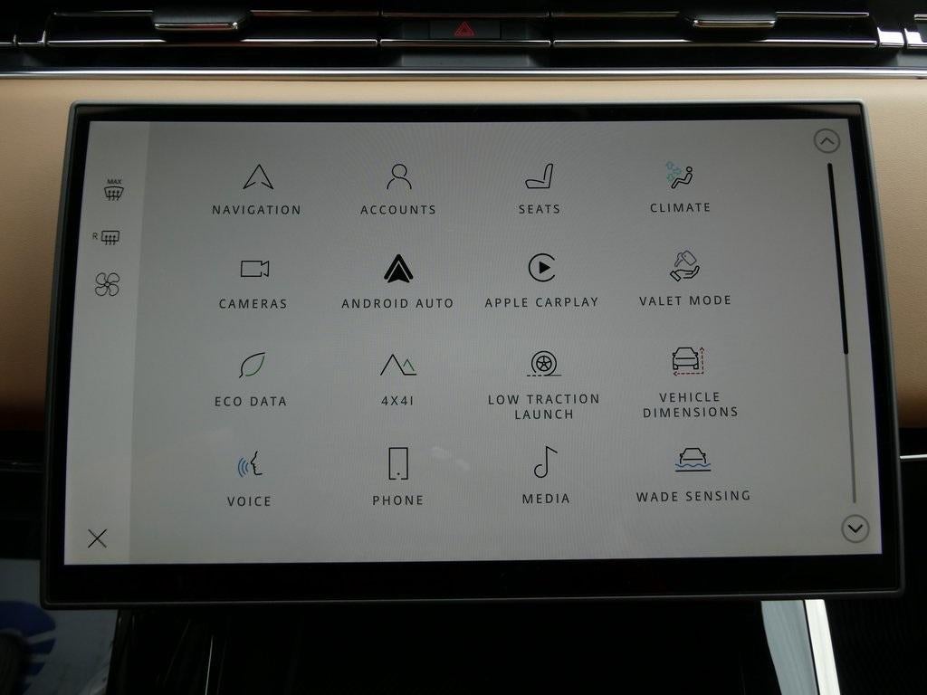 2025 Land Rover Range Rover Sport SE