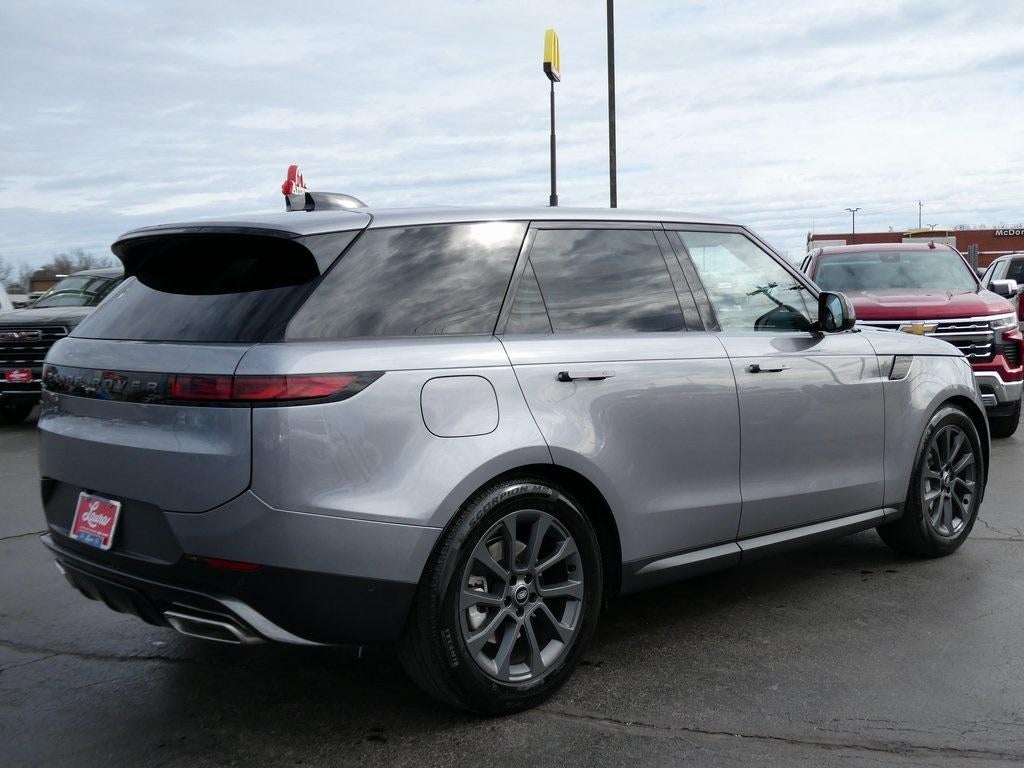 2025 Land Rover Range Rover Sport SE