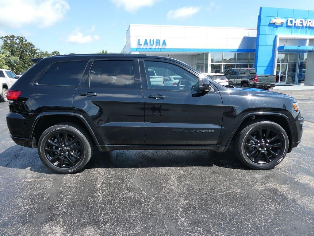 2017 Jeep Grand Cherokee Altitude 4x4 *Ltd Avail*