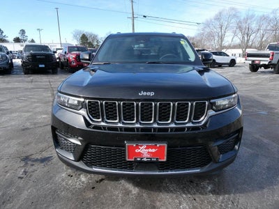 2024 Jeep Grand Cherokee Laredo 4x4