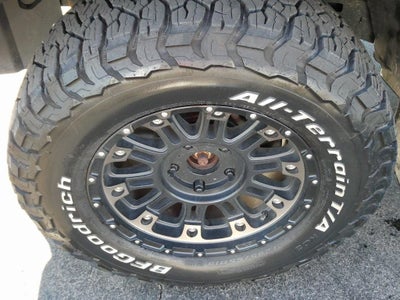 2016 RAM 1500 4WD Crew Cab 5.7 Ft Box Rebel