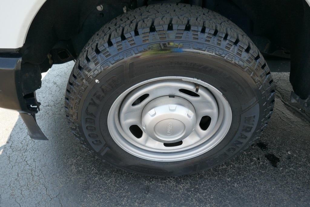 2022 Ford Super Duty F-350 SRW XL 2WD Reg Cab 8' Box