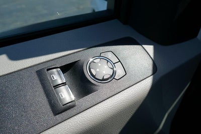 2022 Ford Super Duty F-350 SRW XL 2WD Reg Cab 8' Box