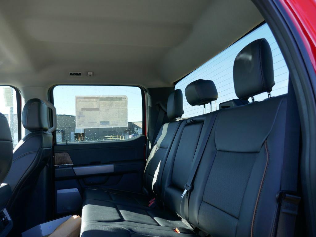 2026 Ford Super Duty F-550 DRW XL 4WD Crew Cab 179" WB 60" CA
