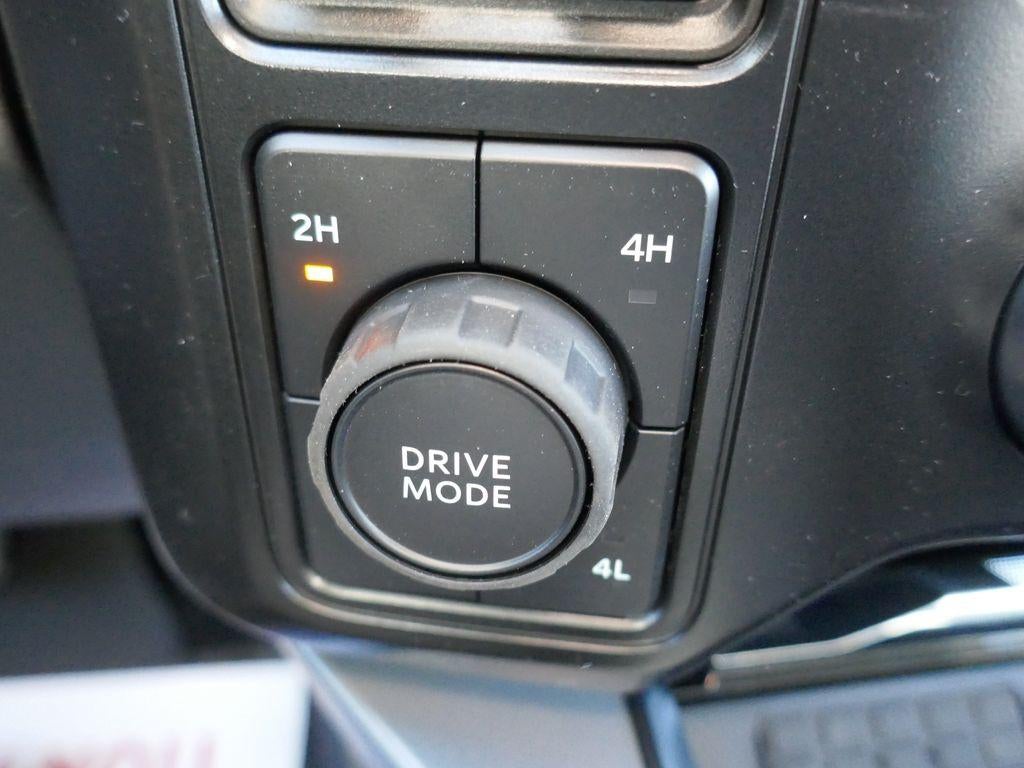 2026 Ford Super Duty F-550 DRW XL 4WD Crew Cab 179" WB 60" CA