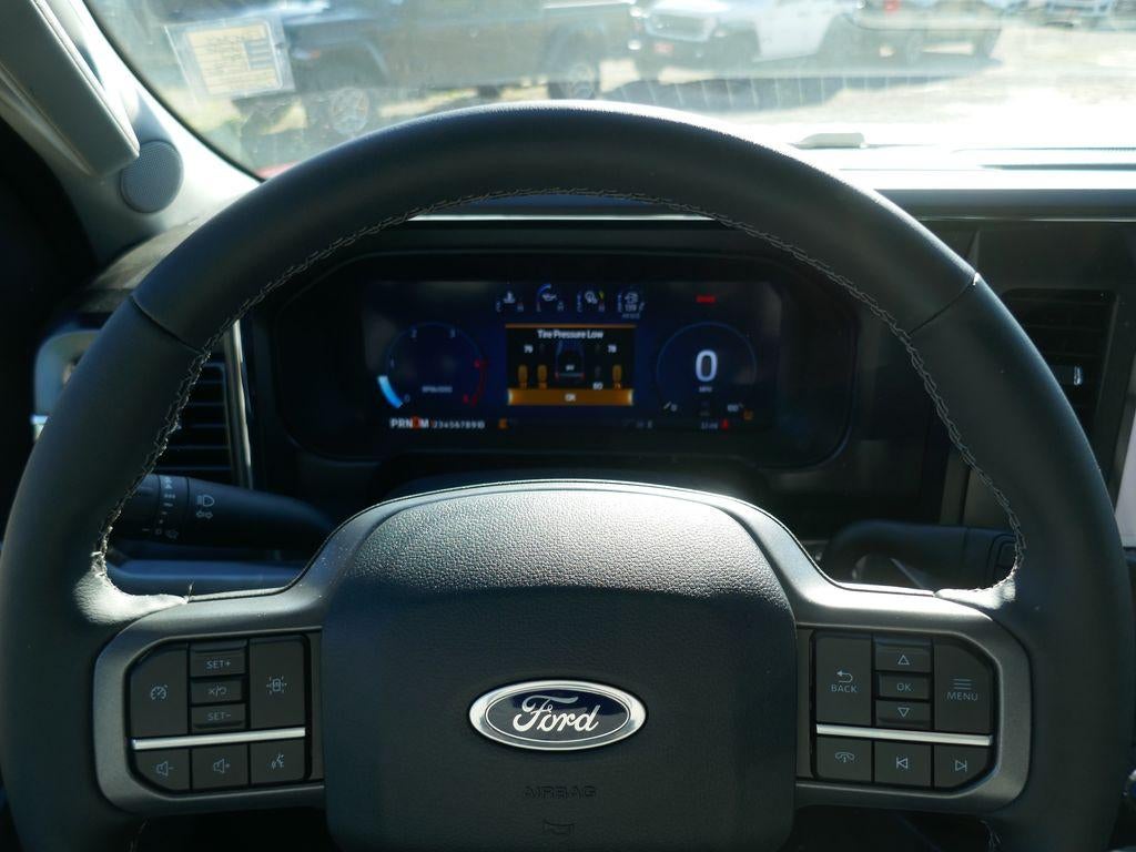 2026 Ford Super Duty F-550 DRW XL 4WD Crew Cab 179" WB 60" CA