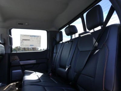 2027 Ford Super Duty F-550 DRW LARIAT 4WD Crew Cab 179" WB 60" CA