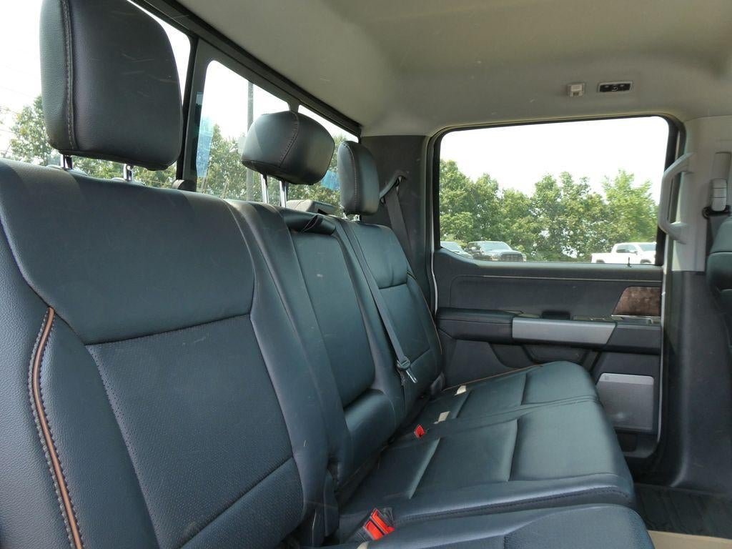 2026 Ford Super Duty F-550 DRW LARIAT 4WD Crew Cab 179" WB 60" CA