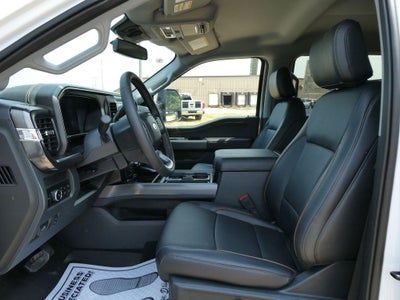 2026 Ford Super Duty F-550 DRW LARIAT 4WD Crew Cab 179" WB 60" CA