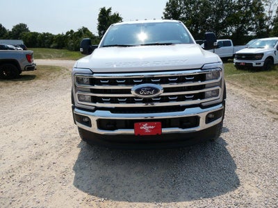 2026 Ford Super Duty F-550 DRW LARIAT 4WD Crew Cab 179" WB 60" CA