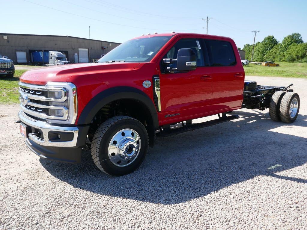 2026 Ford Super Duty F-550 DRW XL 4WD Crew Cab 179" WB 60" CA