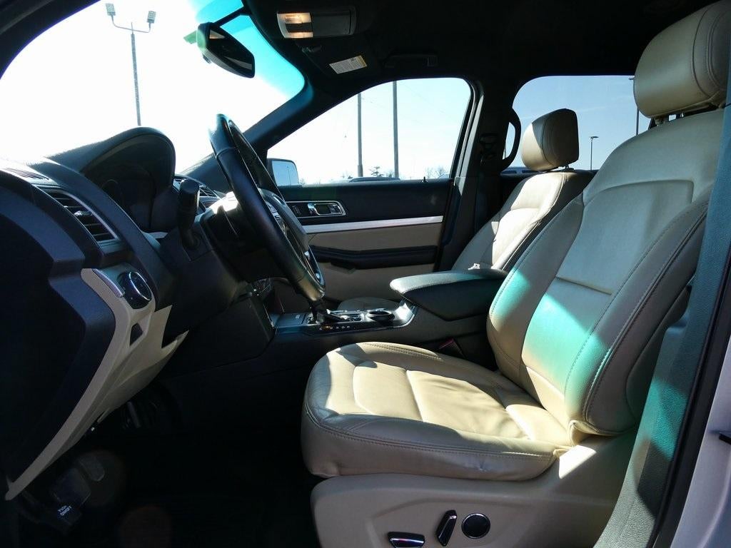 2017 Ford Explorer XLT FWD