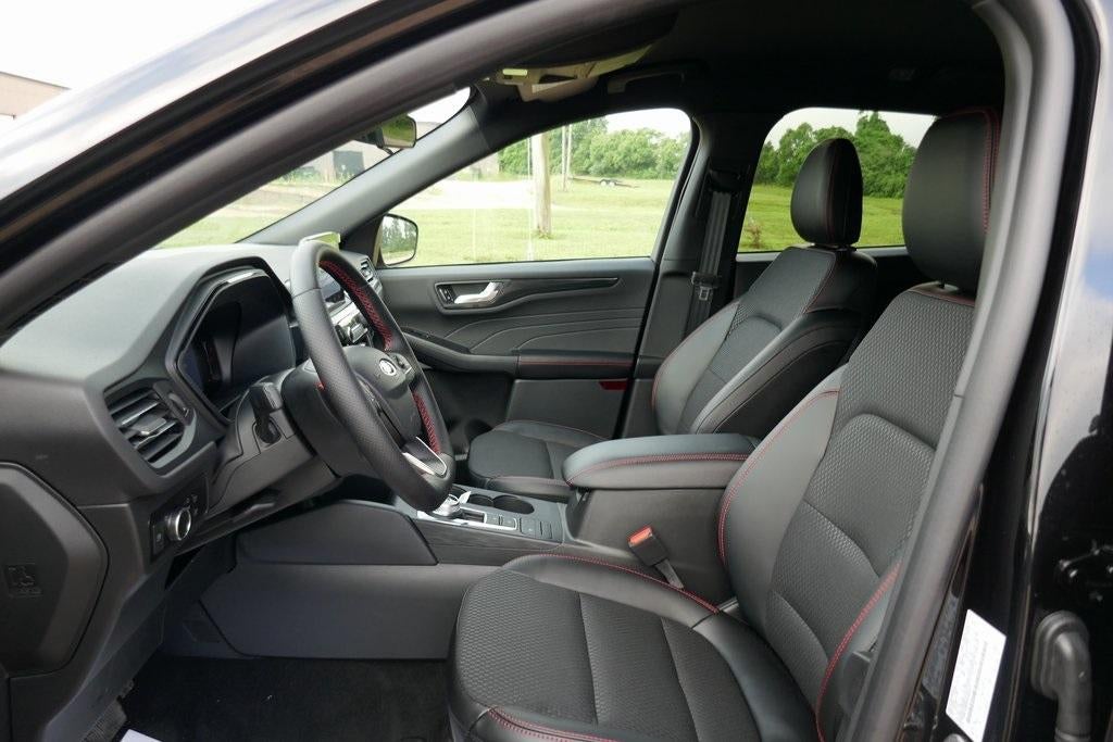 2025 Ford Escape ST-Line FWD