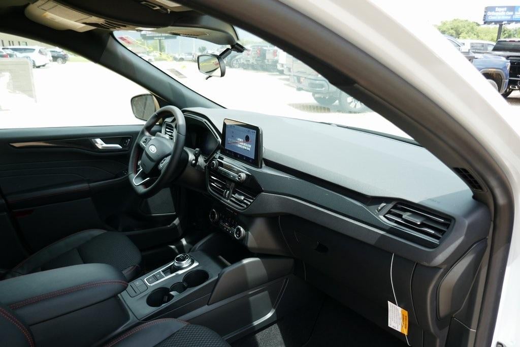 2025 Ford Escape ST-Line Select AWD