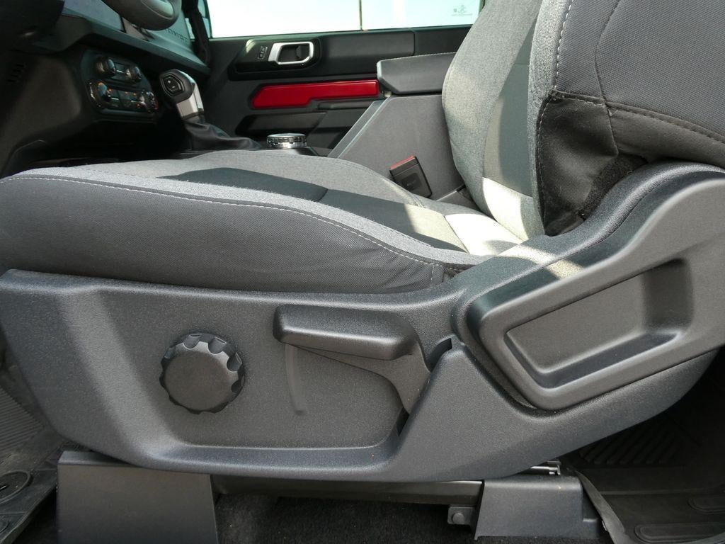 2025 Ford Bronco Base 2 Door 4x4