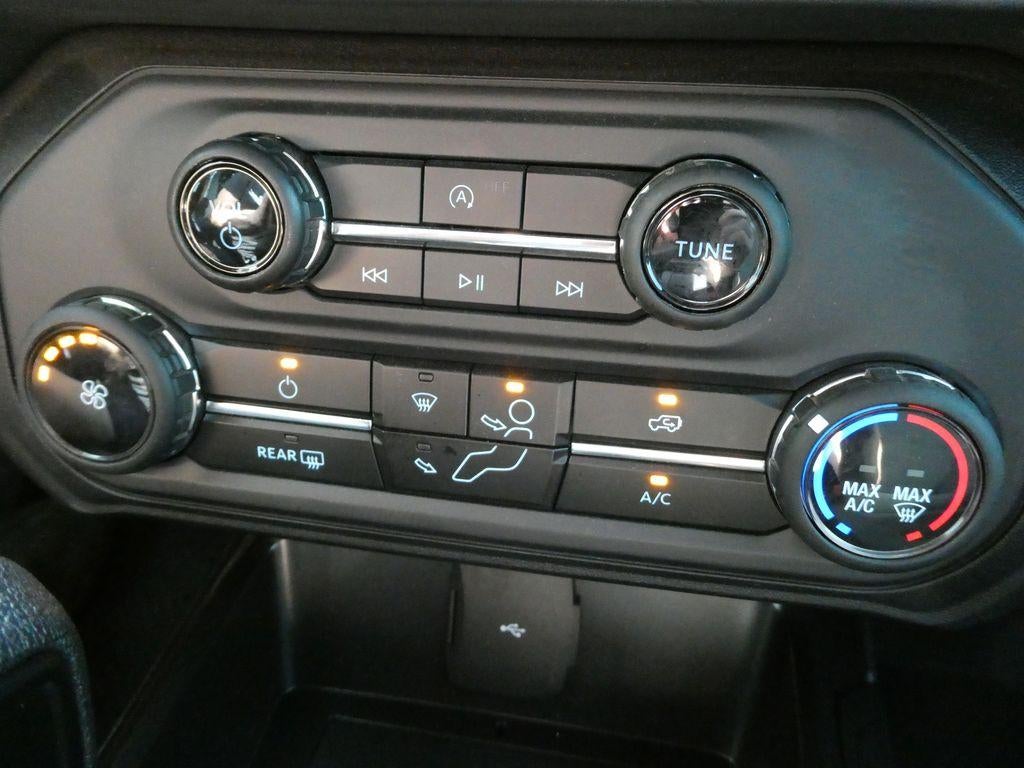 2025 Ford Bronco Base 2 Door 4x4