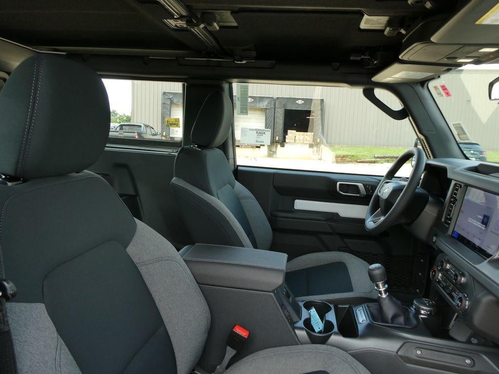 2026 Ford Bronco Base 2 Door 4x4