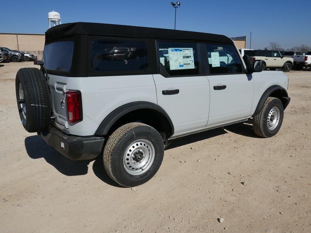 2026 Ford Bronco Base 4 Door 4x4