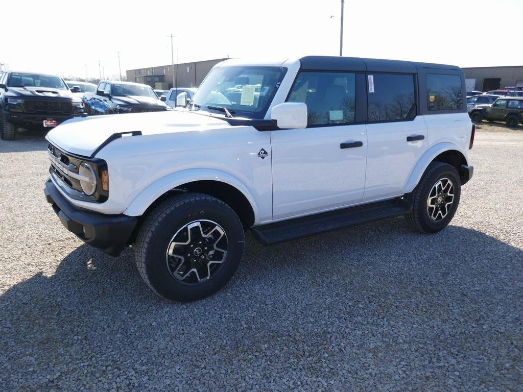 2026 Ford Bronco Outer Banks 4 Door 4x4