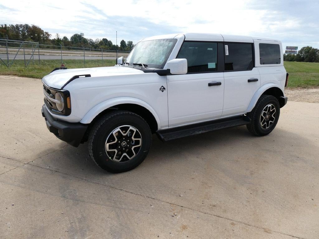 2026 Ford Bronco Outer Banks 4 Door 4x4