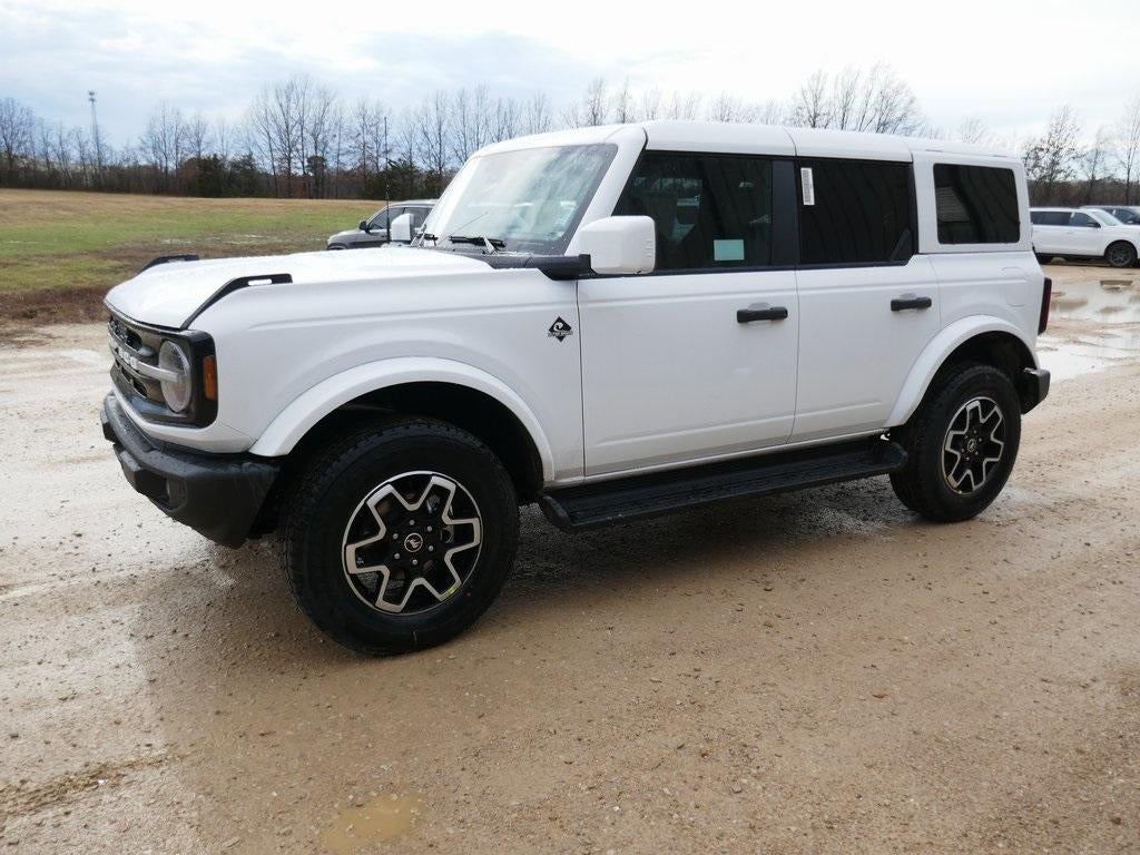2026 Ford Bronco Outer Banks 4 Door 4x4