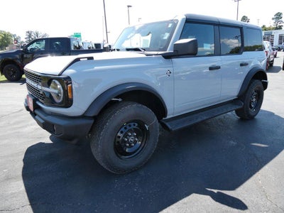 2026 Ford Bronco Outer Banks 4 Door 4x4