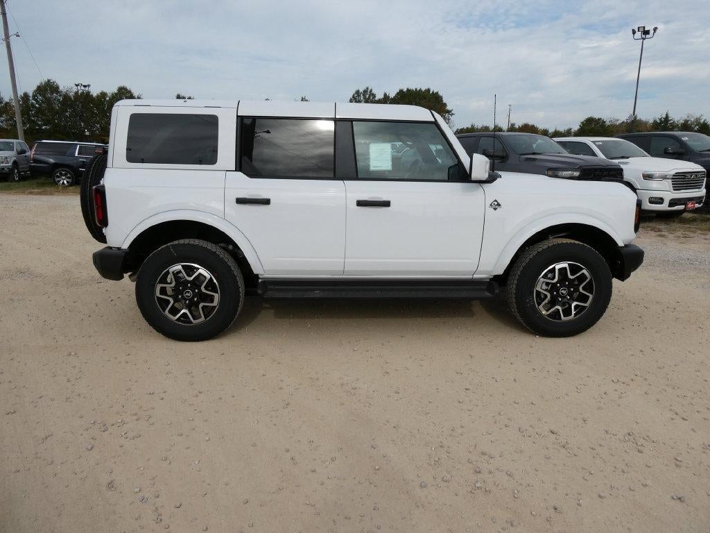 2026 Ford Bronco Outer Banks 4 Door 4x4