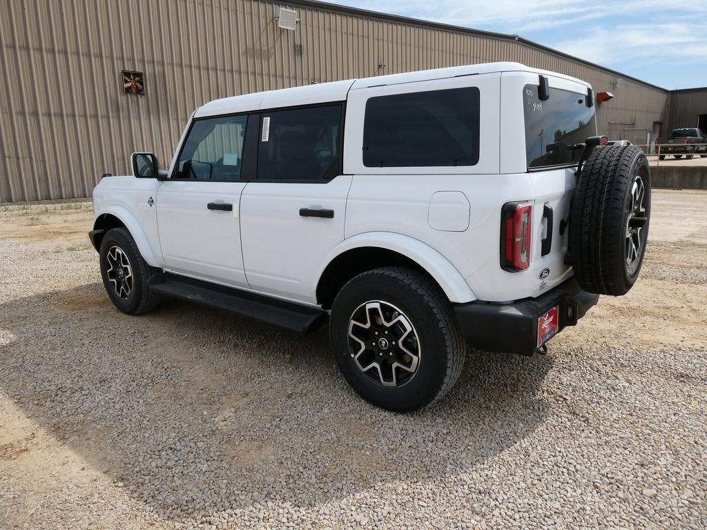 2026 Ford Bronco Outer Banks 4 Door 4x4