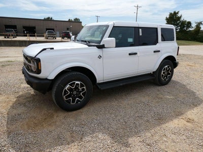 2026 Ford Bronco Outer Banks 4 Door 4x4