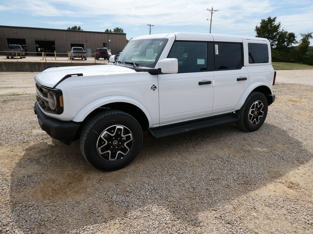 2026 Ford Bronco Outer Banks 4 Door 4x4