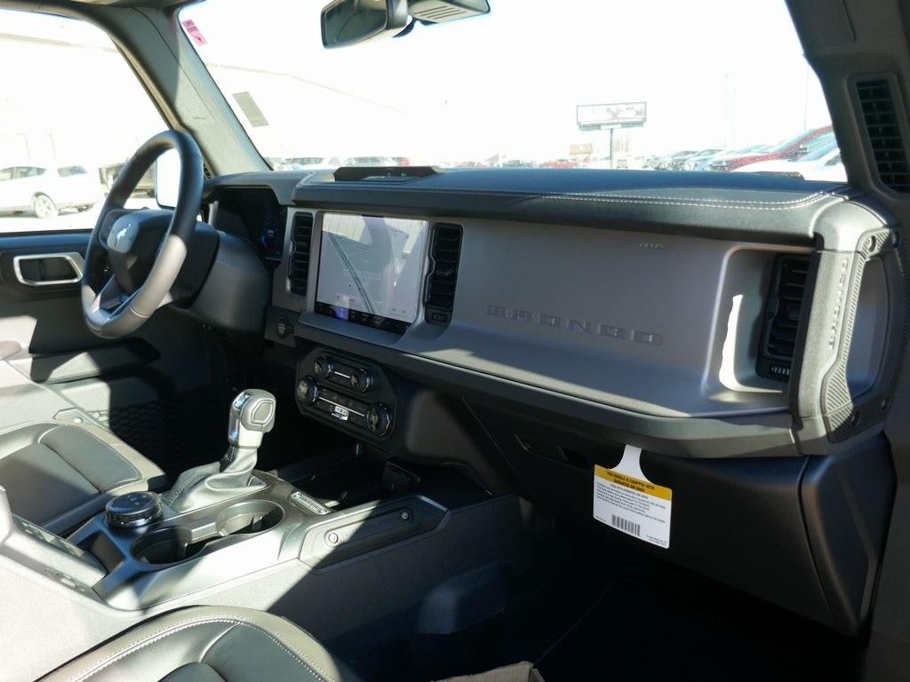 2025 Ford Bronco Outer Banks 4 Door 4x4