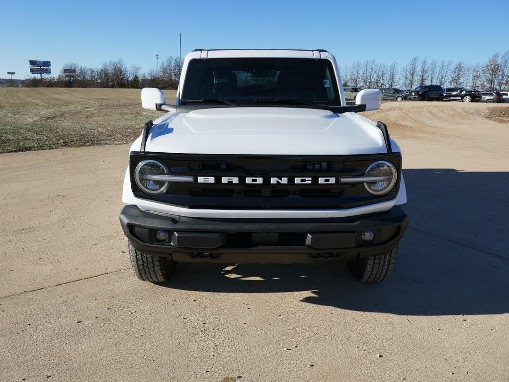2025 Ford Bronco Outer Banks 4 Door 4x4