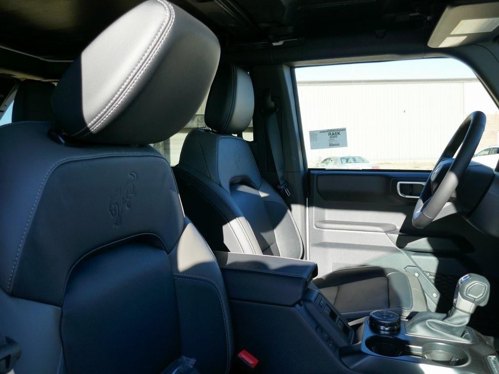 2025 Ford Bronco Outer Banks 4 Door 4x4