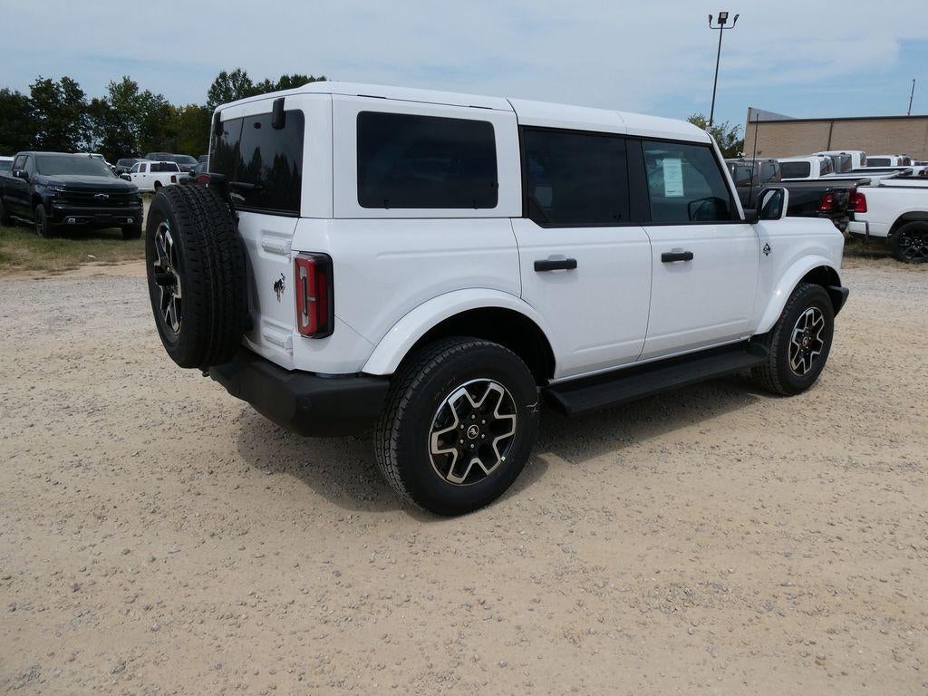 2026 Ford Bronco Outer Banks 4 Door 4x4