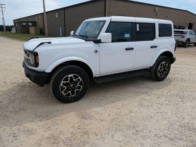 2026 Ford Bronco Outer Banks 4 Door 4x4