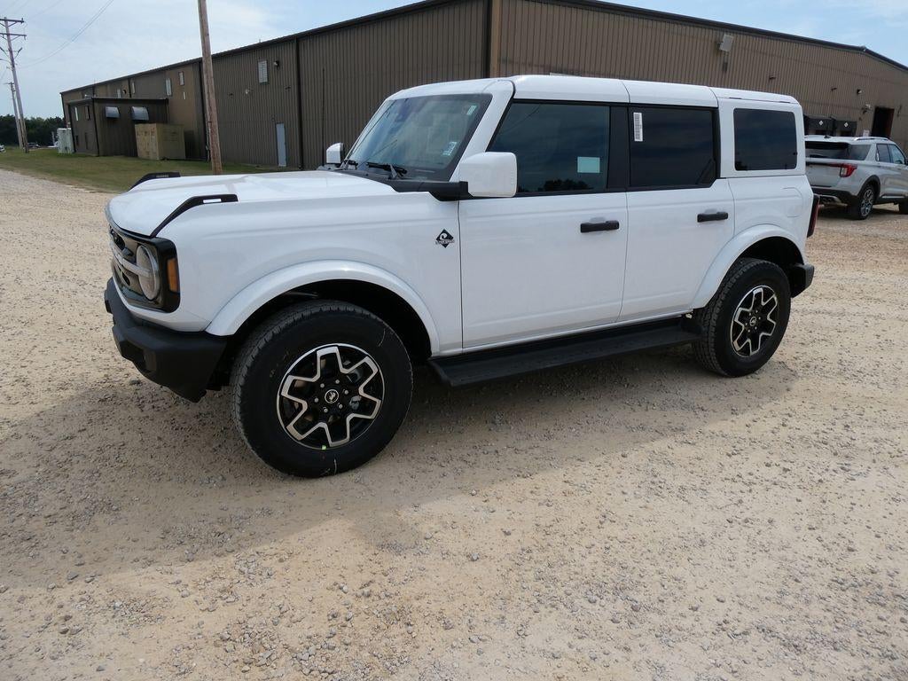 2026 Ford Bronco Outer Banks 4 Door 4x4