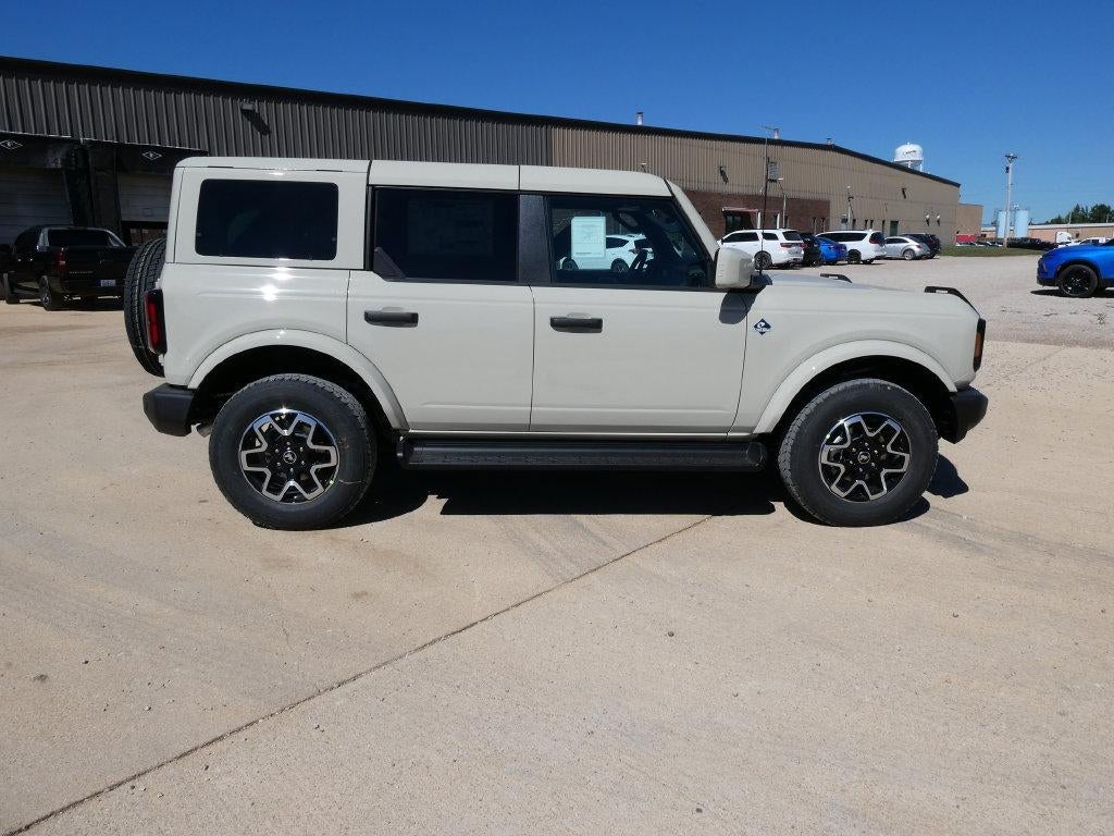 2026 Ford Bronco Outer Banks 4 Door 4x4