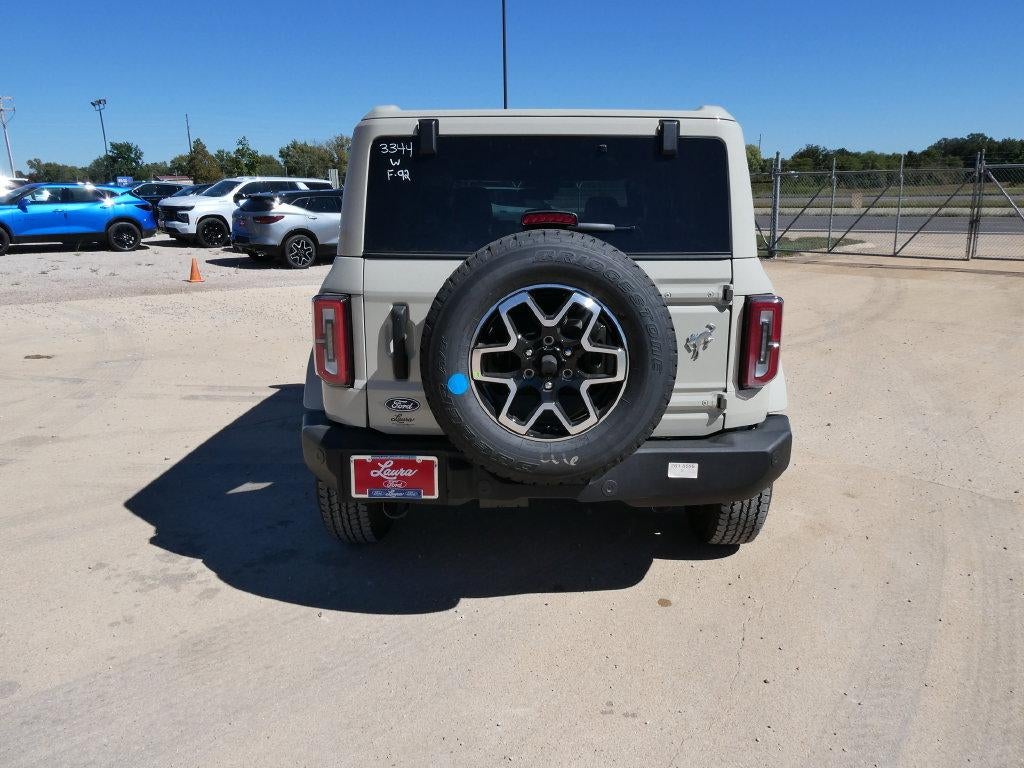 2026 Ford Bronco Outer Banks 4 Door 4x4